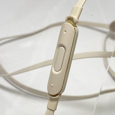 【中古】urBeats3 Lightning サテンゴールド 【BT URBEATS LTG S-GLD（MUHW2PA/A）】【日本橋】