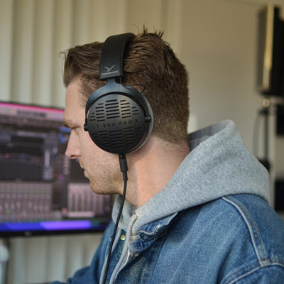 DT 900 PRO X