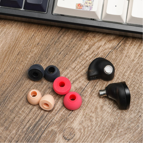 See audio Rinko – e☆イヤホン