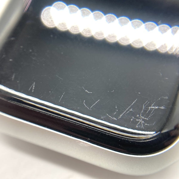 【中古】Apple Watch Nike SE （40mm GPS）アルミニウム【秋葉原】