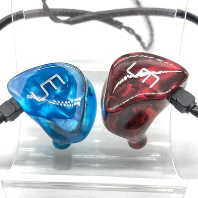 【中古】MENTOR V2 【UNM-4581】【秋葉原】