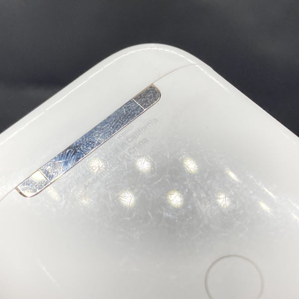 【中古】AirPods with Charging Case MV7N2J/A【日本橋】