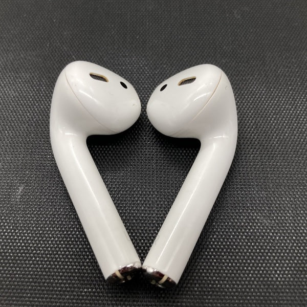 【中古】AirPods with Charging Case MV7N2J/A【仙台】