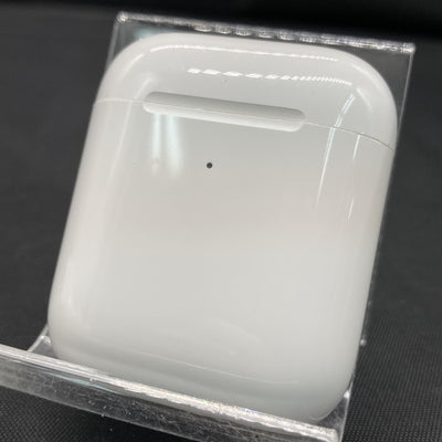 【中古】Wireless Charging Case for AirPods MR8U2J/A（ジャンク・返品不可）【秋葉原】