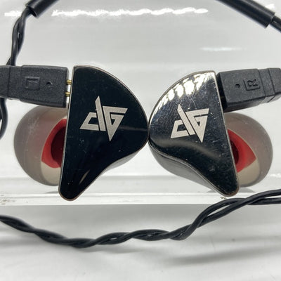 【中古】Auglamour R8 ブラック【日本橋】