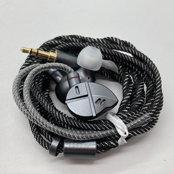 【中古】Leaf D01【名古屋】