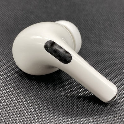 【中古】AirPods Pro（片耳）R側【秋葉原】