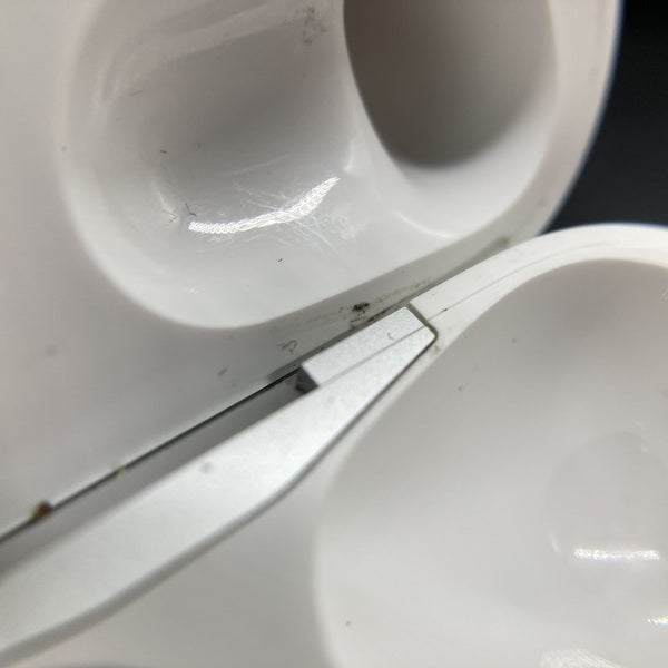 【中古】AirPods Pro 充電ケース【日本橋】