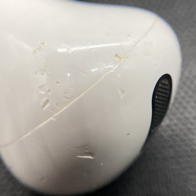 【中古】AirPods Pro（片耳）R側 (海外モデル)【秋葉原】