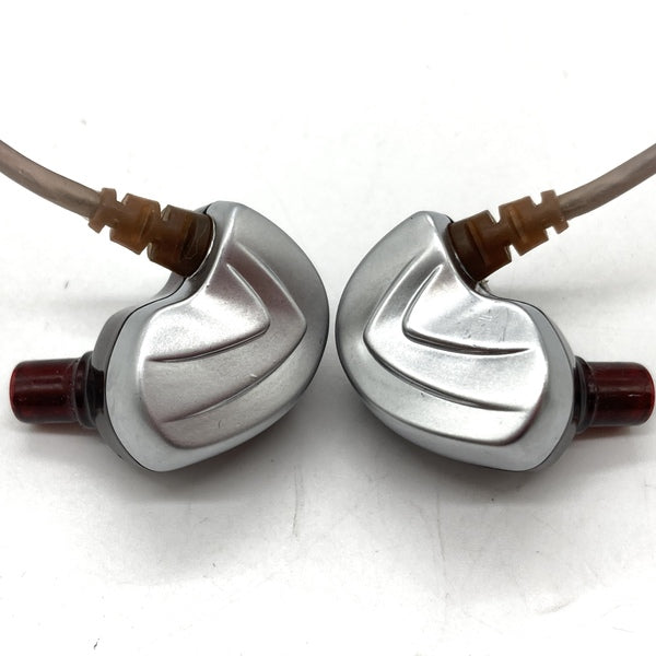【中古】FIDUE A73 (1BA&1ダイナミック)【日本橋】