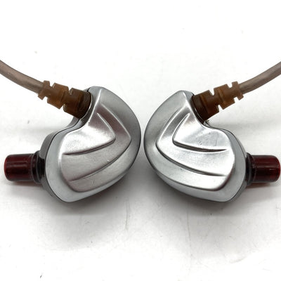 【中古】FIDUE A73 (1BA&1ダイナミック)【日本橋】