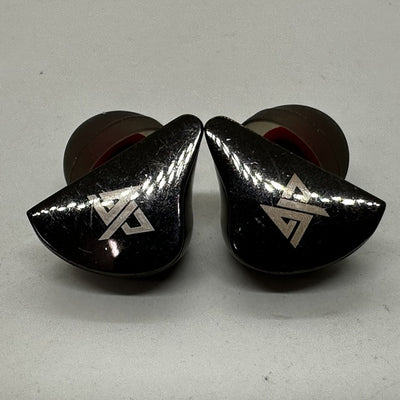 【中古】Auglamour R8 ブラック(ケーブル欠品)【日本橋】