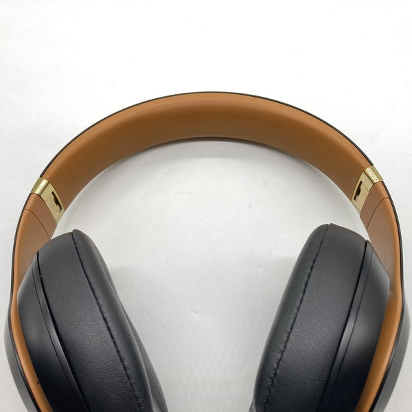 【中古】Beats Studio3 Wireless ミッドナイトブラック 【MXJA2PA/A】【秋葉原】