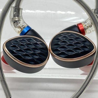 【中古】FH15 Black 【FIO-IEM-FH15-B】【秋葉原】