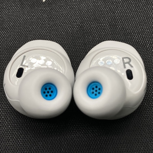 【中古】EchoBuds 第2世代（ワイヤレス対応充電ケース）【秋葉原】