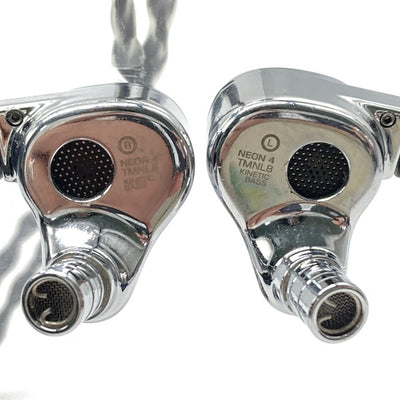 【中古】Neon 4【秋葉原】
