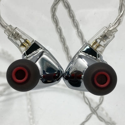 【中古】TITAN S シルバー【秋葉原】