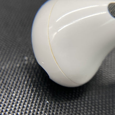 【中古】AirPods Pro（右耳）【秋葉原】