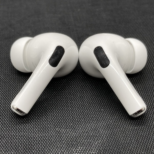 【中古】MagSafe充電ケース(USB-C)付きAirPods Pro(第2世代) MTJV3JA【日本橋】