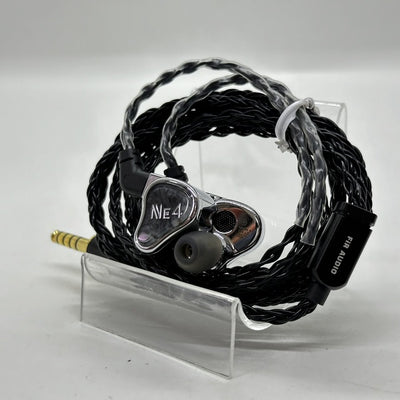 【中古】Neon 4【日本橋】