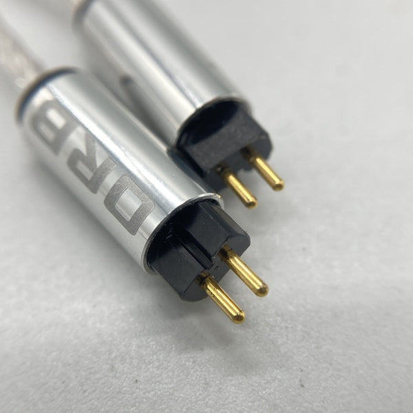 【中古】Glorious force Custom IEM 2pin 2.5φ（1.2m）【秋葉原】