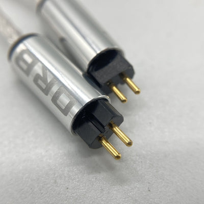 【中古】Glorious force Custom IEM 2pin 2.5φ（1.2m）【秋葉原】