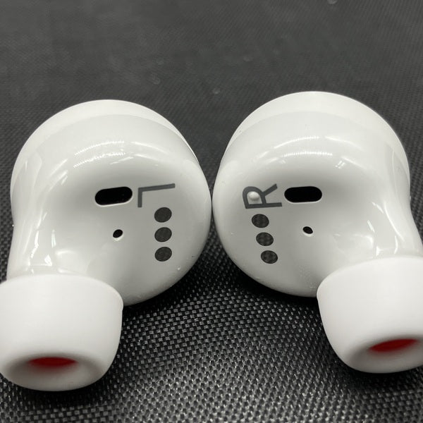 【中古】EchoBuds 第2世代（ワイヤレス非対応充電ケース）【日本橋】