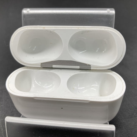 Apple 【中古】AirPods Pro 充電ケース【名古屋】 – e☆イヤホン