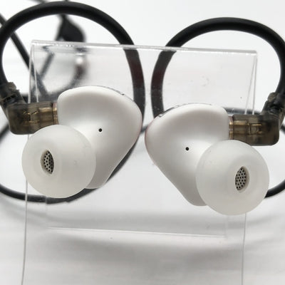 【中古】NA3 Essentials レッド&ホワイト【秋葉原】