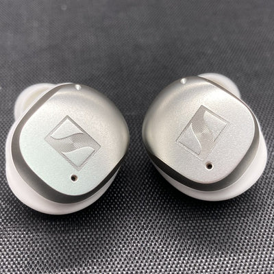【中古】MOMENTUM True Wireless 4 ホワイトシルバー 【MTW4 White Silver】【秋葉原】