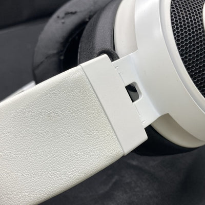 【中古】Razer Kraken Pro V2 White Oval(RZ04-02050500-R3M1)C【秋葉原】