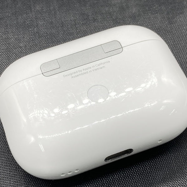 【中古】MagSafe充電ケース(USB-C)付きAirPods Pro(第2世代) MTJV3JA【日本橋】