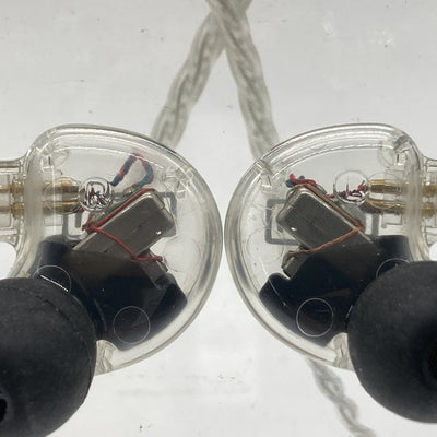 【中古】CE220 CLEAR【秋葉原】