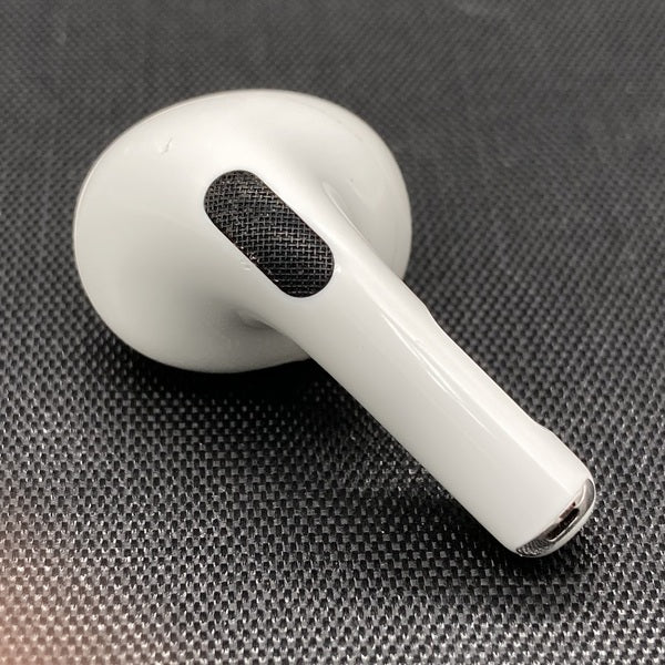 【中古】AirPods Pro（片耳）R側 (海外モデル)【秋葉原】