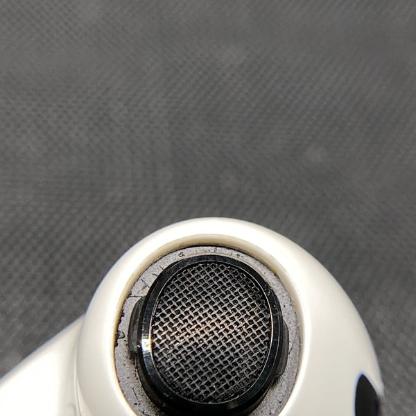 【中古】AirPods Pro（片耳）R側 (海外モデル)【秋葉原】