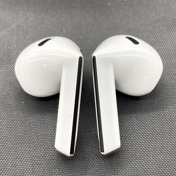 【中古】Galaxy Buds3 ホワイト 【SM-R530NZWAXJP】【日本橋】