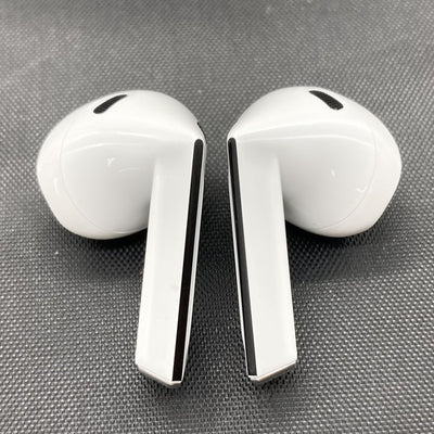 【中古】Galaxy Buds3 ホワイト 【SM-R530NZWAXJP】【日本橋】