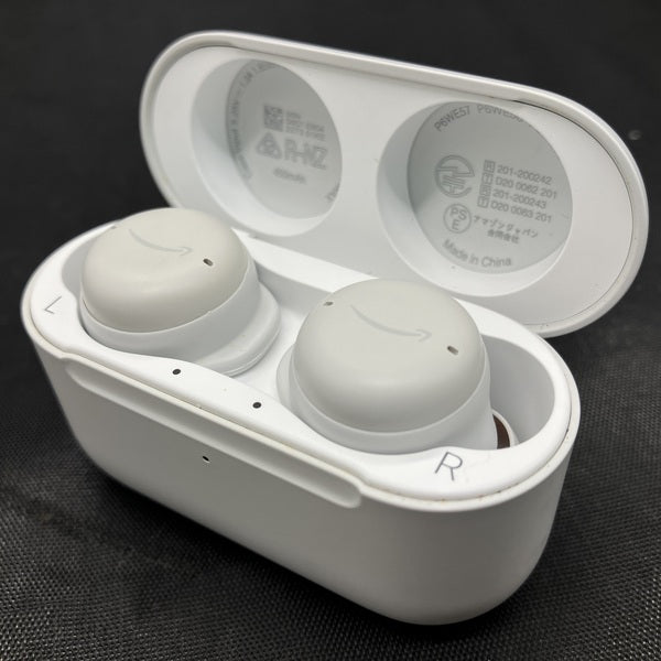 【中古】EchoBuds 第2世代（ワイヤレス非対応充電ケース）【日本橋】