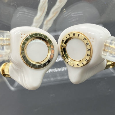 【中古】LIVE X ホワイト（ケーブル欠品）【秋葉原】