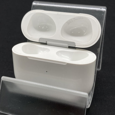 【AirPods 第３世代】中古品⭐︎箱あり・アクセサリ類未使用 正規品 Apple 【中古】AirPods 充電ケース (第3世代)【日本橋】 – e☆イヤホン