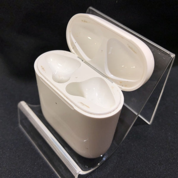 【中古】Wireless Charging Case for AirPods MR8U2J/A【名古屋】