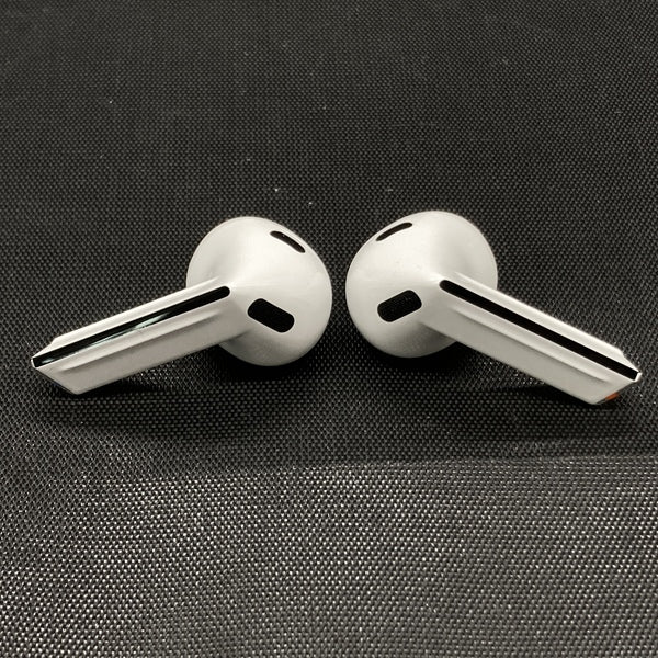 【中古】Galaxy Buds3 ホワイト 【SM-R530NZWAXJP】【秋葉原】