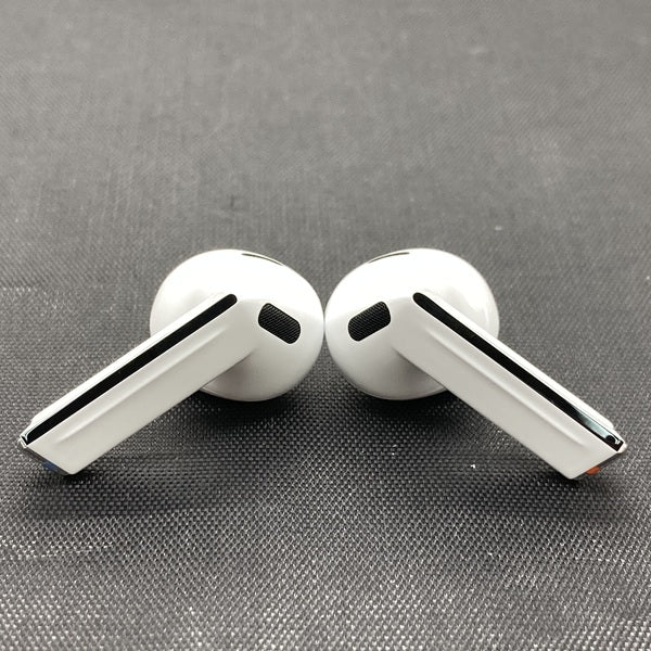 【中古】Galaxy Buds3 ホワイト 【SM-R530NZWAXJP】【秋葉原】