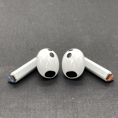 【中古】Galaxy Buds3 ホワイト 【SM-R530NZWAXJP】【秋葉原】