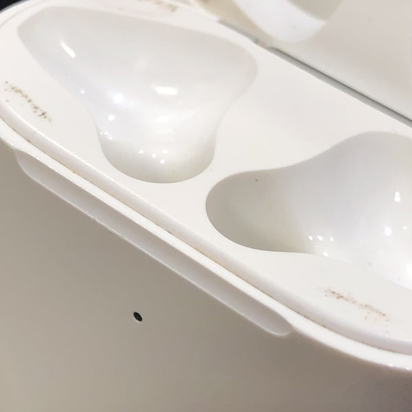 【中古】Wireless Charging Case for AirPods MR8U2J/A【名古屋】