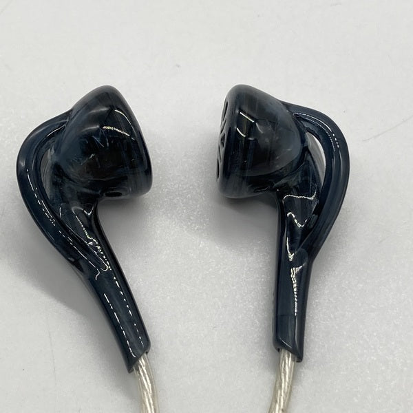 【中古】EM5 Black 【FIO-IEM-EM5-B】【名古屋】