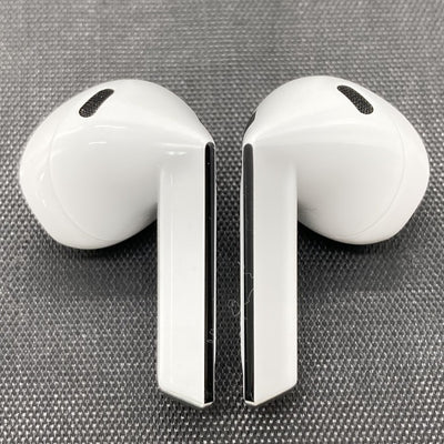 【中古】Galaxy Buds3 ホワイト 【SM-R530NZWAXJP】【日本橋】