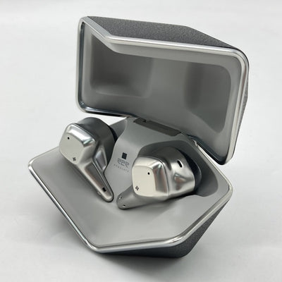 【中古】Svanar Wireless【日本橋】