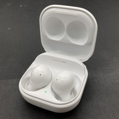 【中古】Galaxy Buds2 White 【SM-R177NZWAXJP】【秋葉原】