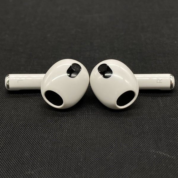 AirPods 3セット　中古 Apple AirPods with Charging Case 第2世代 MV7N2J/A 価格比較